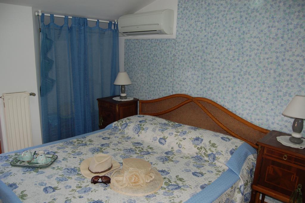 Le Coin Vert Fregenae Room photo